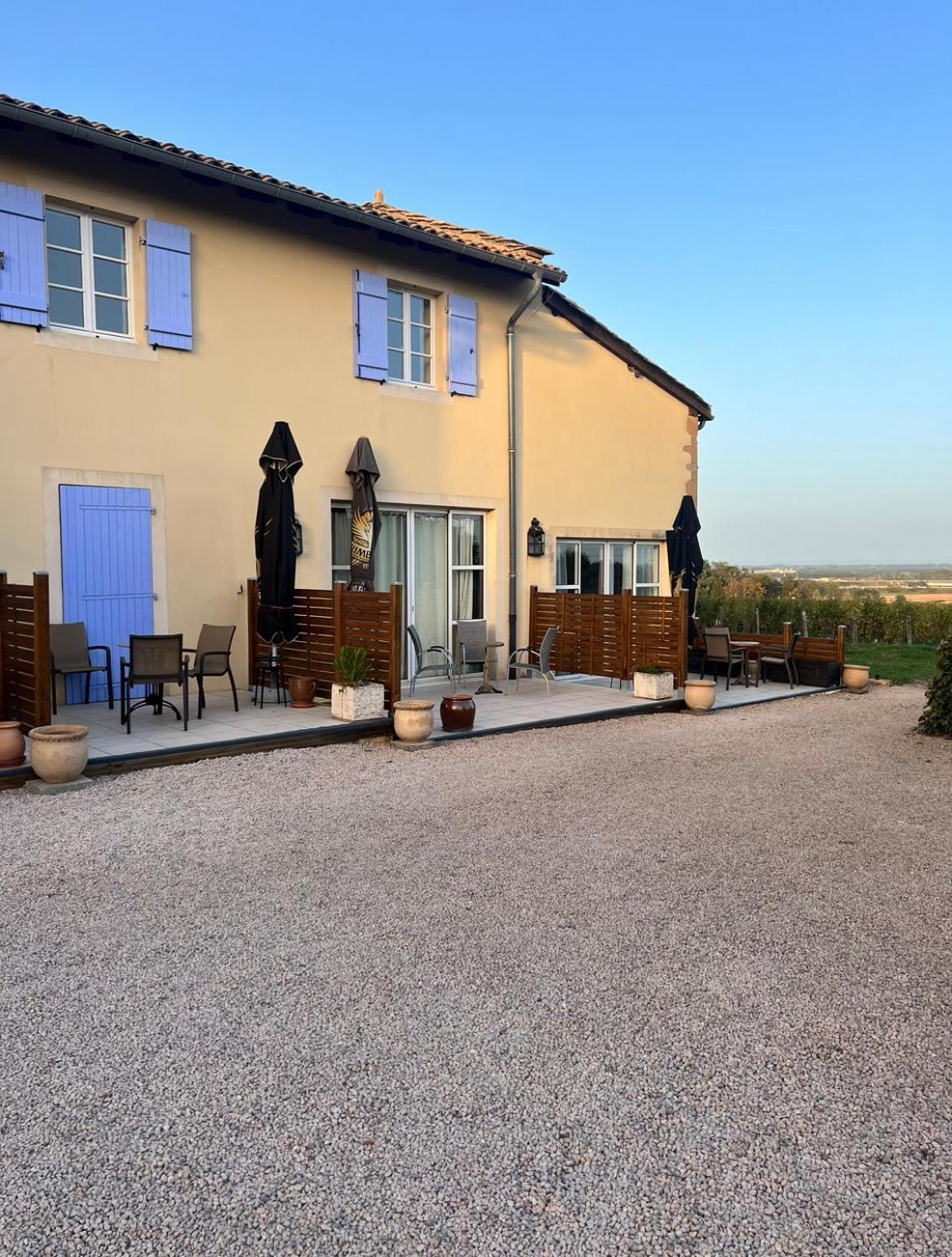 La Cote Des Blancs - Domaine Viticole & Maison D'Hotes Vinzelles Экстерьер фото
